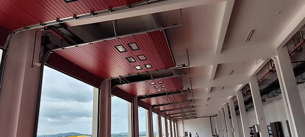 城中工业翻板门 城中工业翻板门