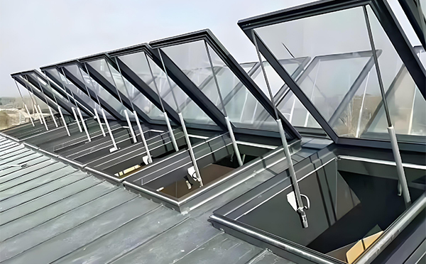 城中消防排烟窗