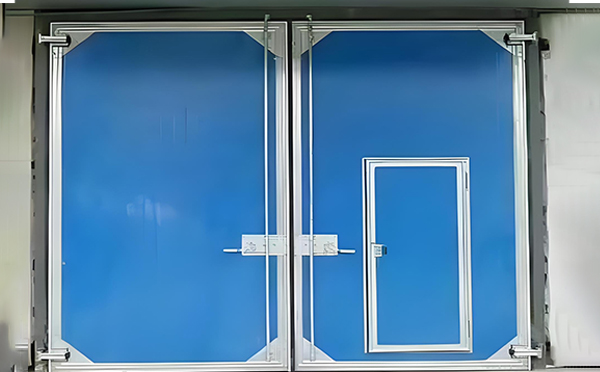 城中工业平开门