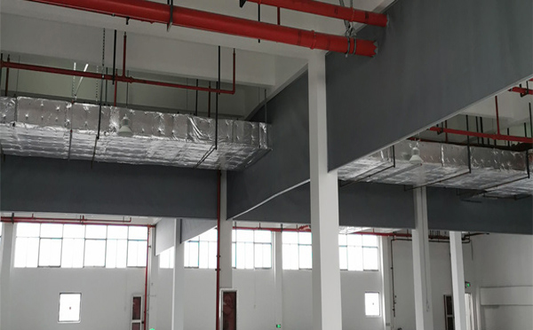 城中挡烟垂壁防火玻璃厚度要求