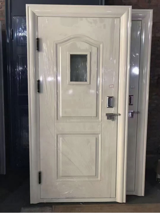 城中学校教室门 城中学校教室门