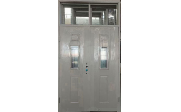 城中学校教室门