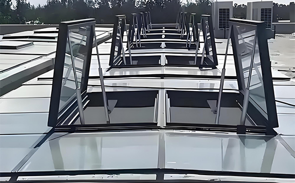 城中兰州城中排烟窗选型安装与维护实用指南