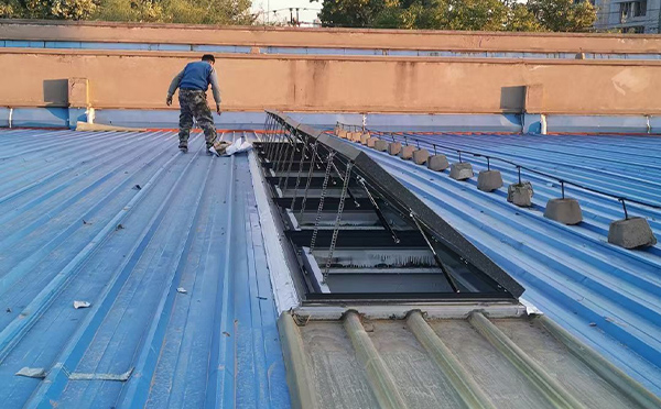 某区域性物流仓储中心城中排烟窗系统安装项目 某区域性物流仓储中心城中排烟窗系统安装项目