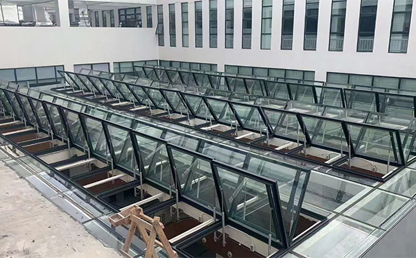 百安科技有限公司近期城中排烟窗项目案例分享